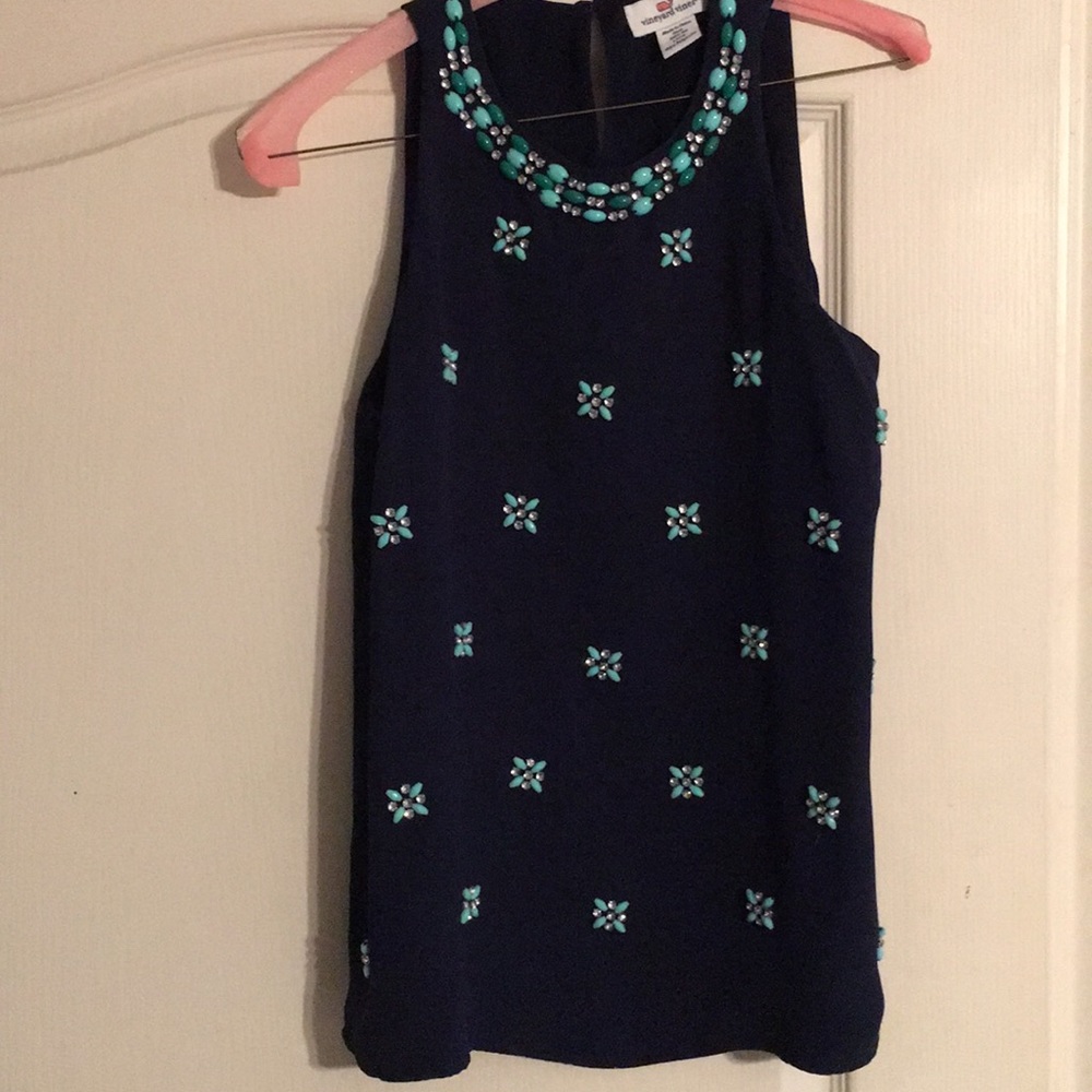 NWOT Vineyard Vines embellished top